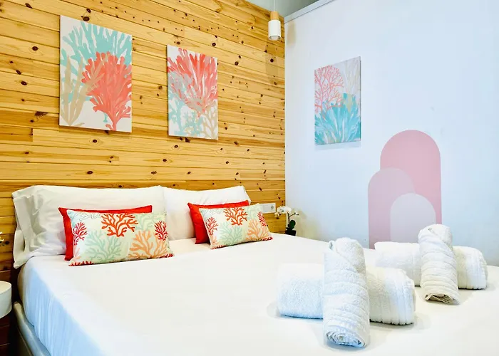 Beautiful Flat Next The شقة